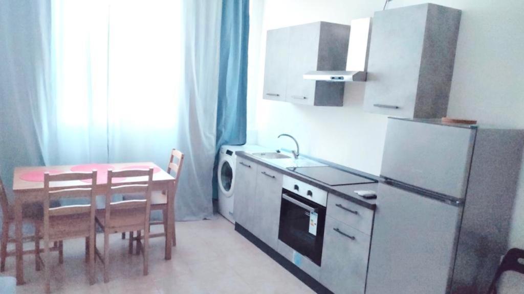Milan New Apartment Near To De Metro エクステリア 写真